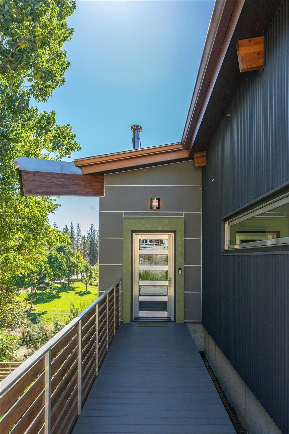 1805 W Cannon Place Ln