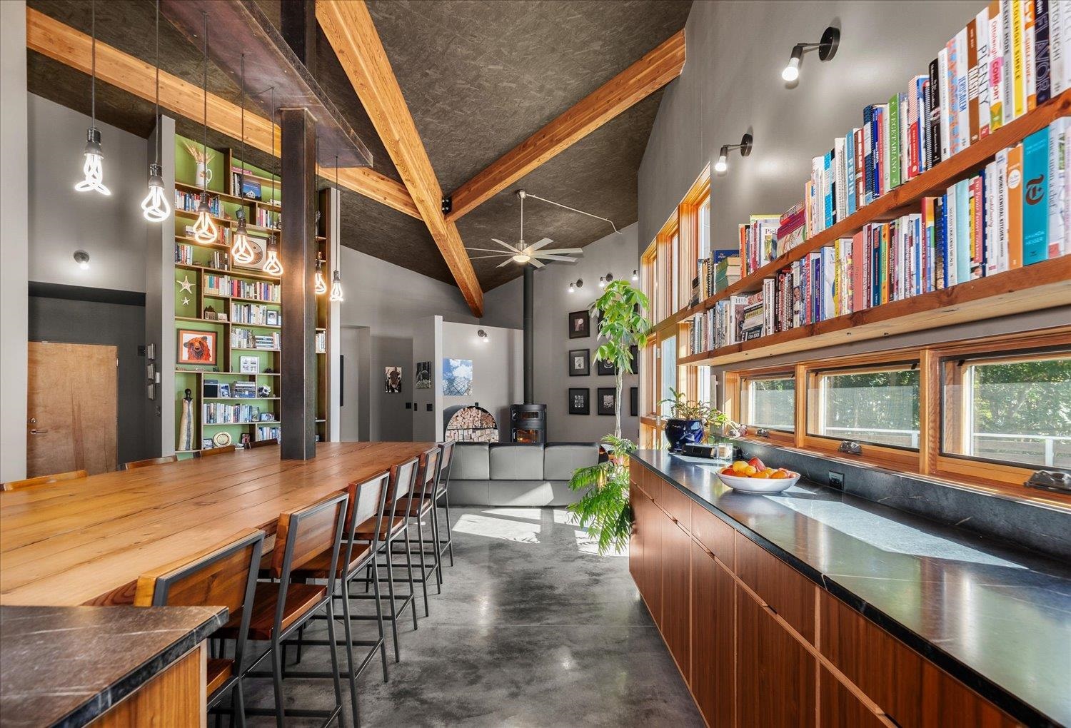 1805 W Cannon Place Ln