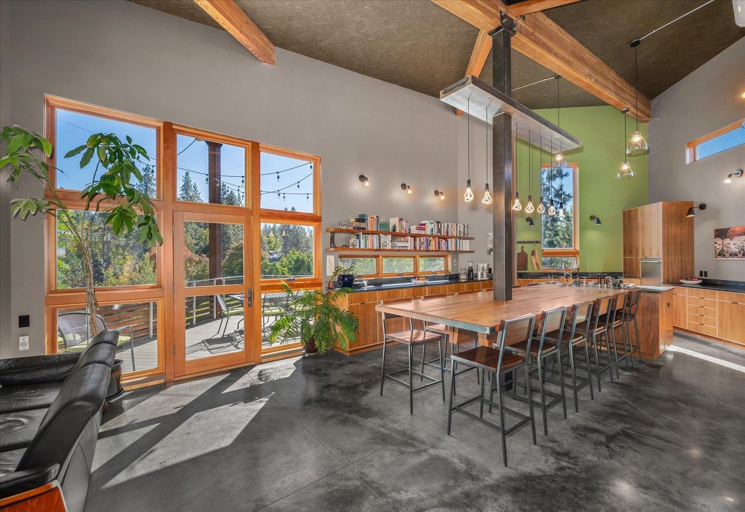 1805 W Cannon Place Ln