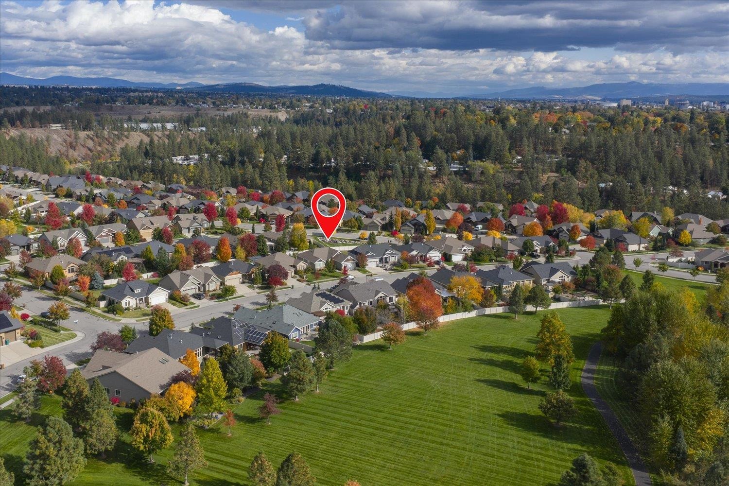 1412 N RIVER RIDGE Blvd