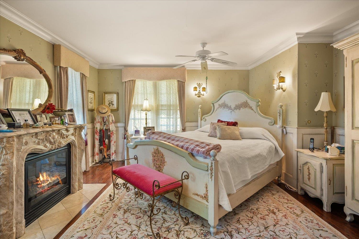 1715 N WEST POINT Rd