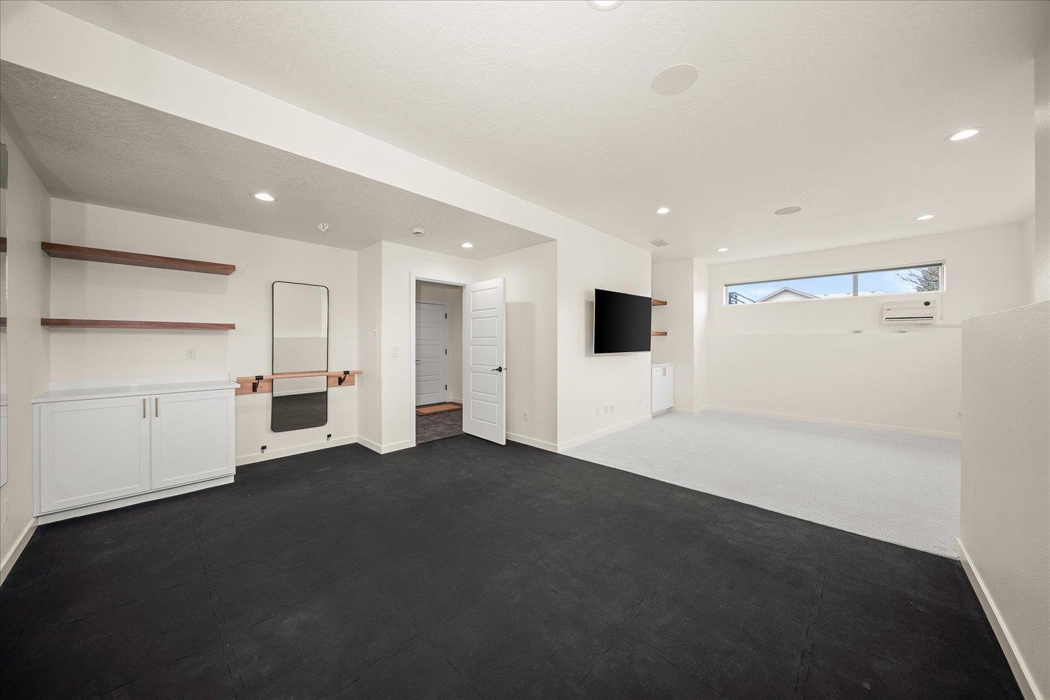 2023 W Summit Pkwy Ave