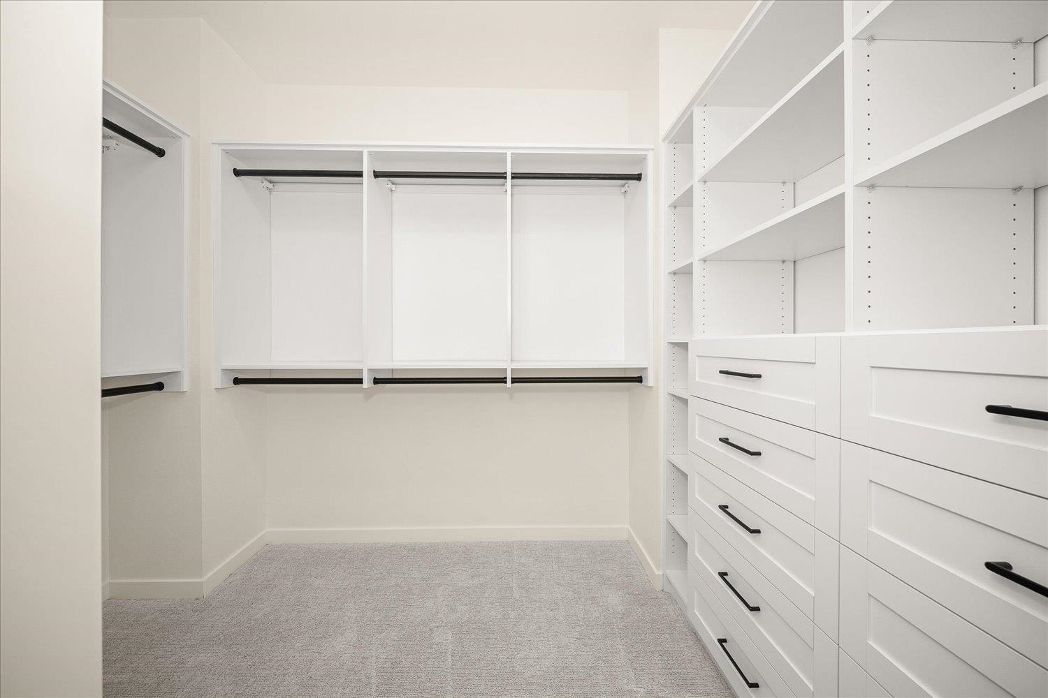 2023 W Summit Pkwy Ave