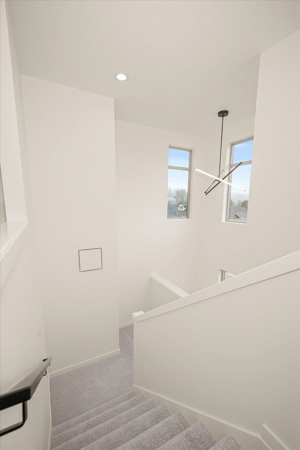 2023 W Summit Pkwy Ave