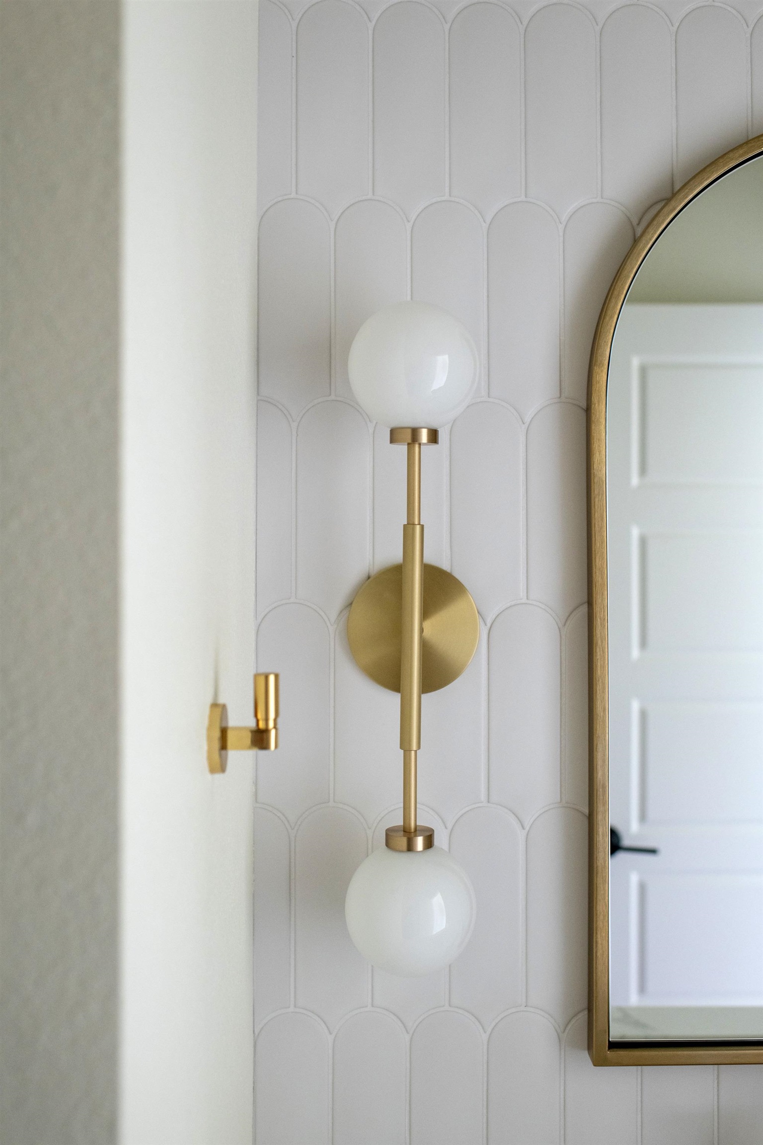 2023 W Summit Pkwy Ave