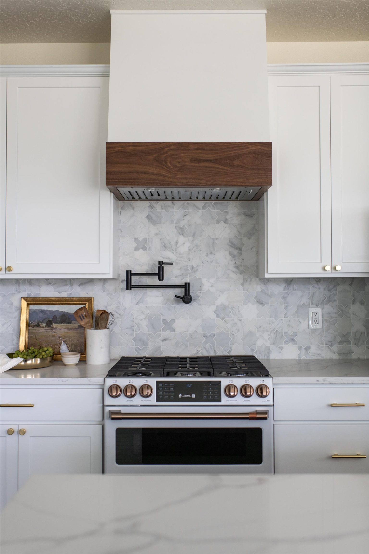 2023 W Summit Pkwy Ave