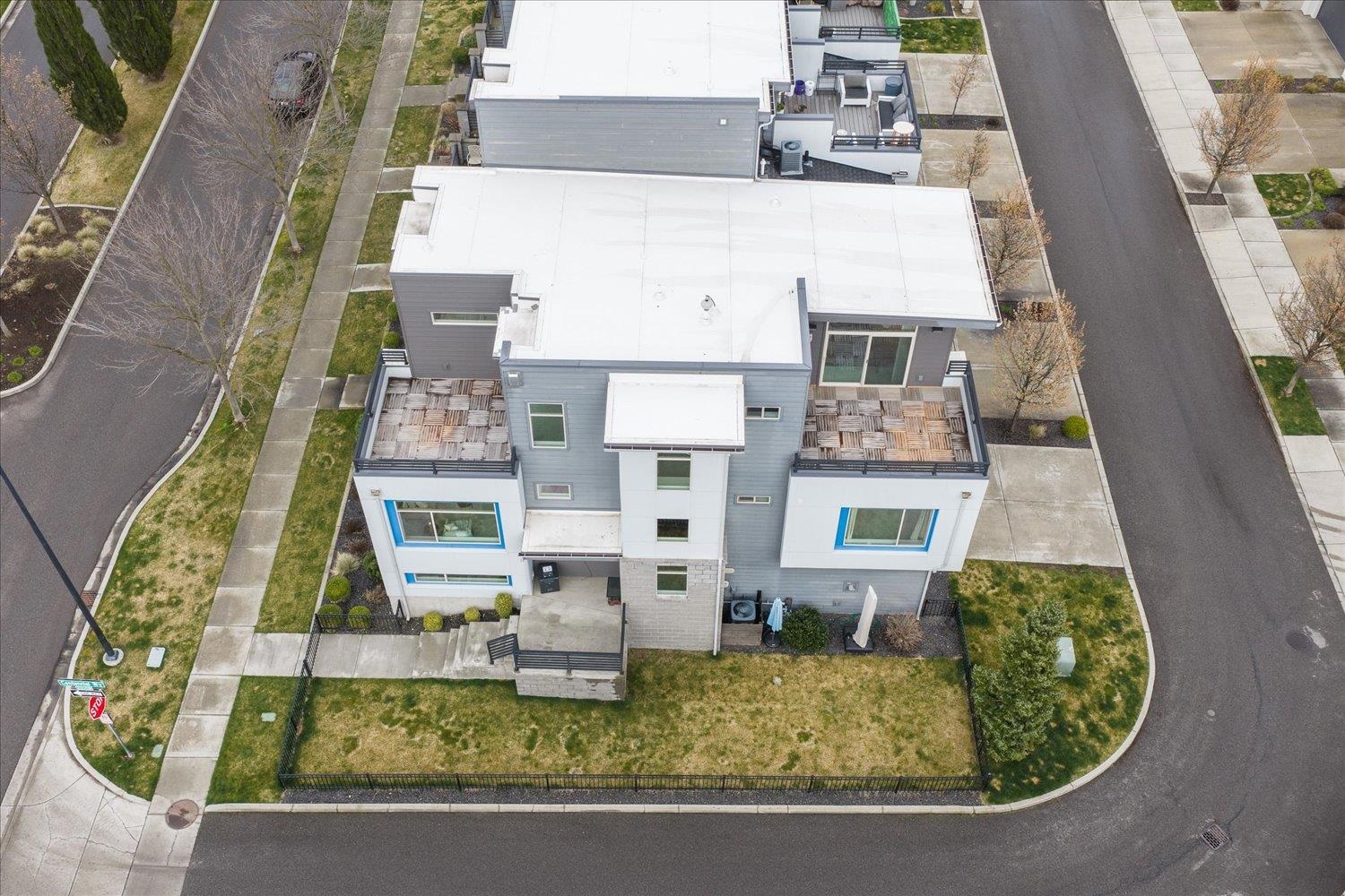 2023 W Summit Pkwy Ave