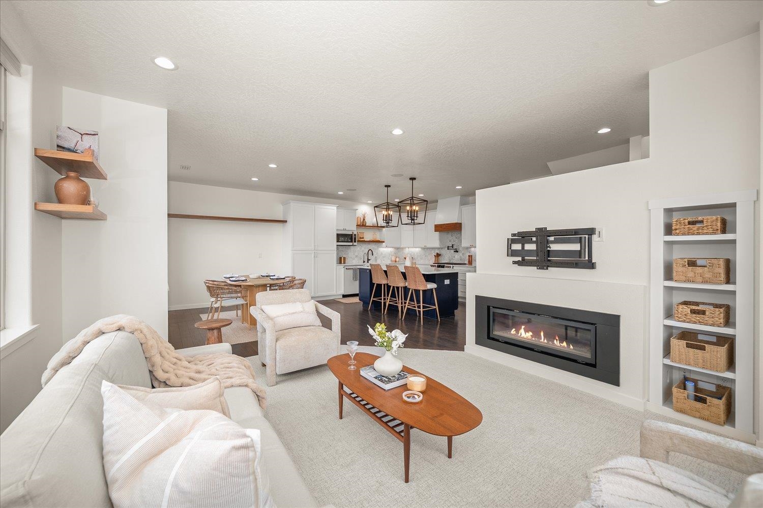 2023 W Summit Pkwy Ave