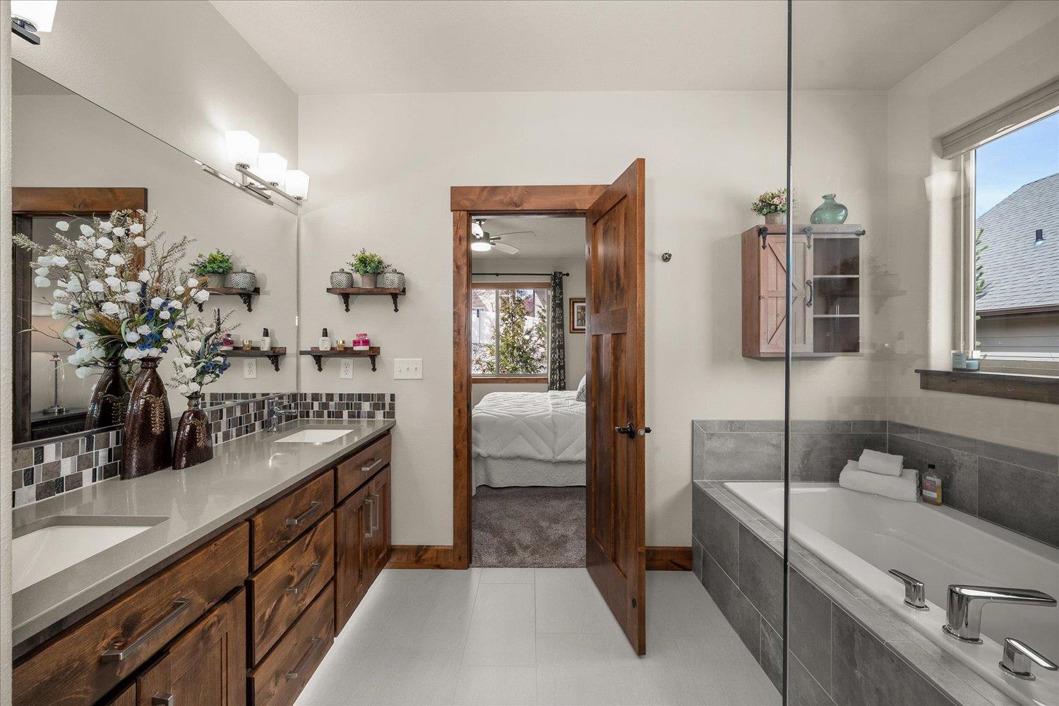 1111 N River Ridge Blvd Blvd