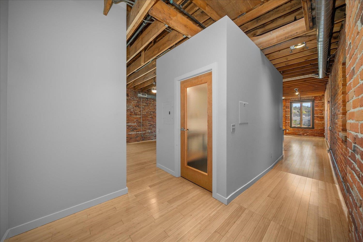 103 E Sprague Ave #403 Ave