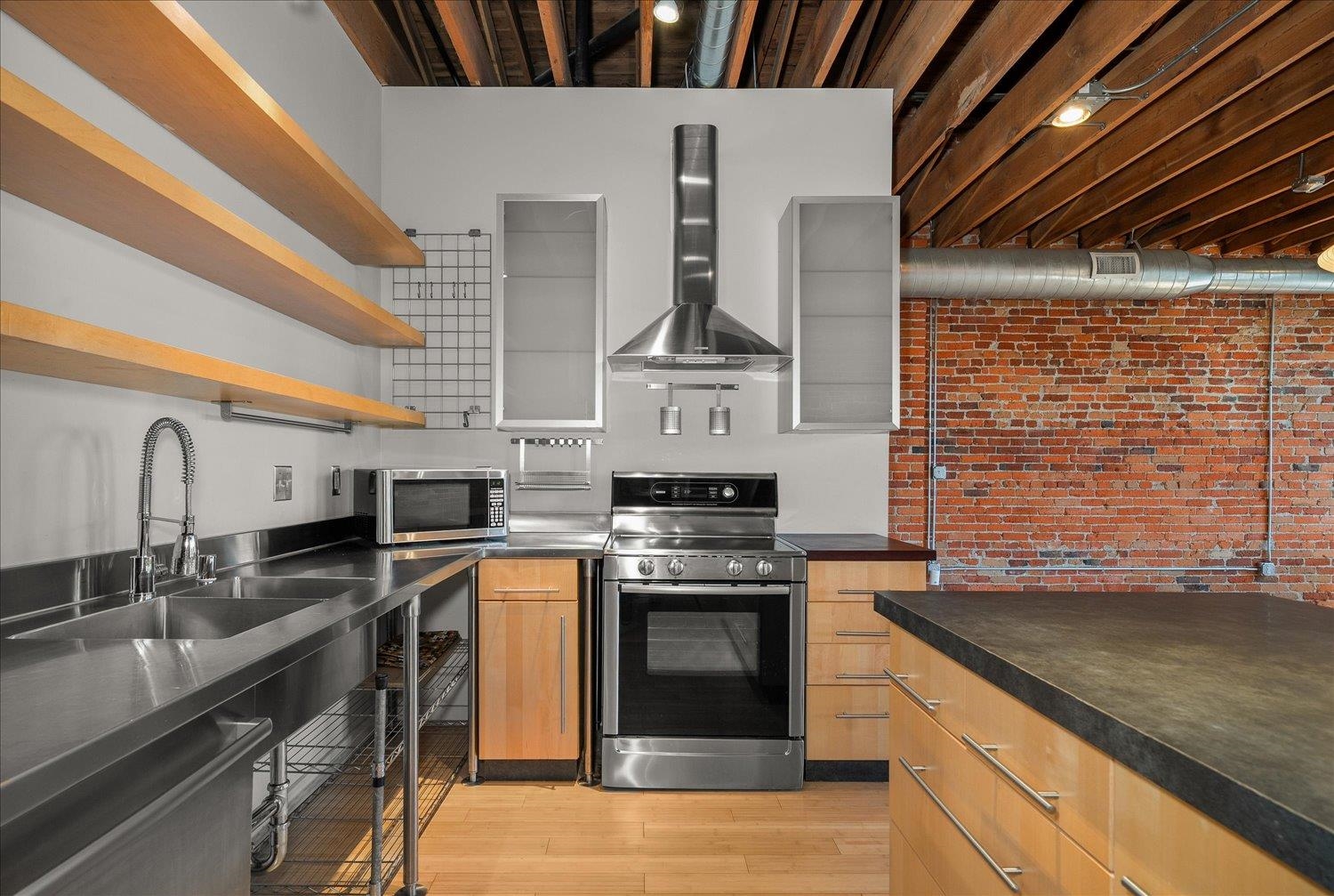 103 E Sprague Ave #403 Ave