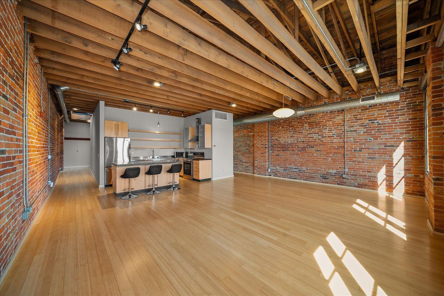 103 E Sprague Ave #403 Ave