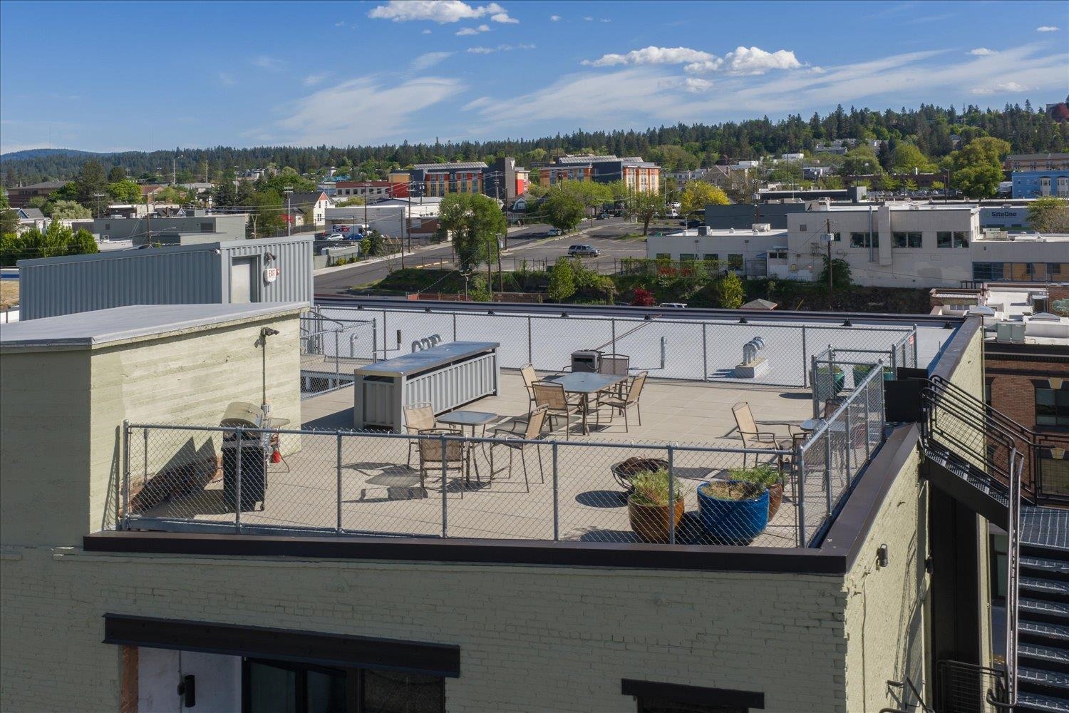103 E Sprague Ave #403 Ave