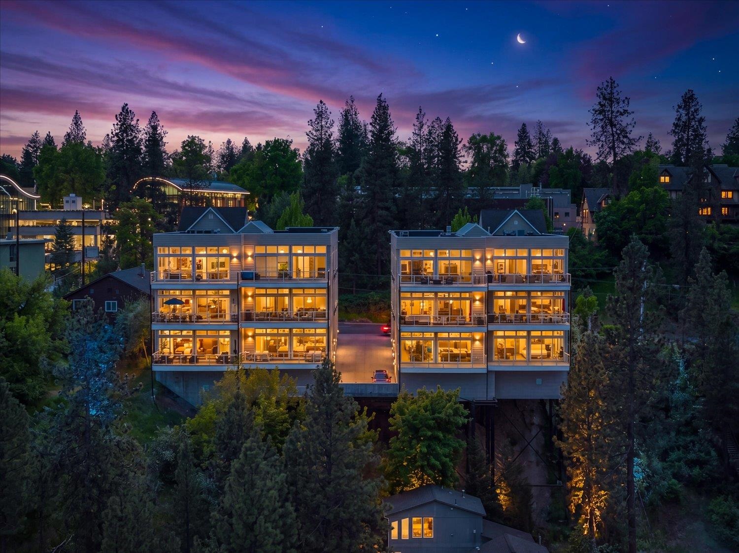 2226 W Riverside #102 Ave