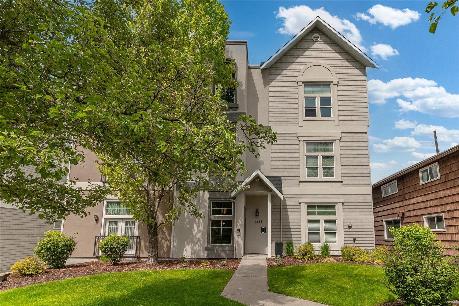 2226 W Riverside #102 Ave