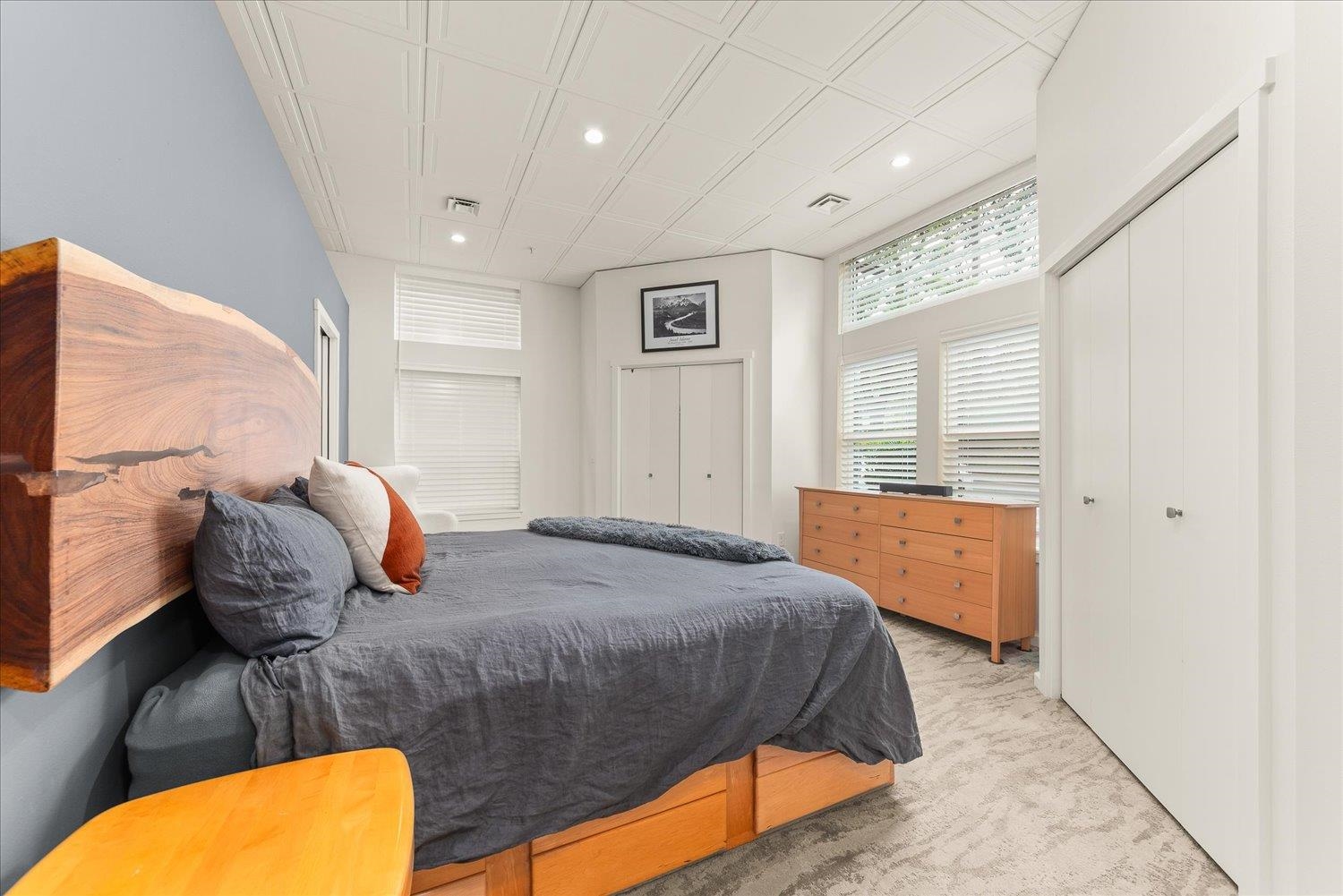 2226 W Riverside #102 Ave
