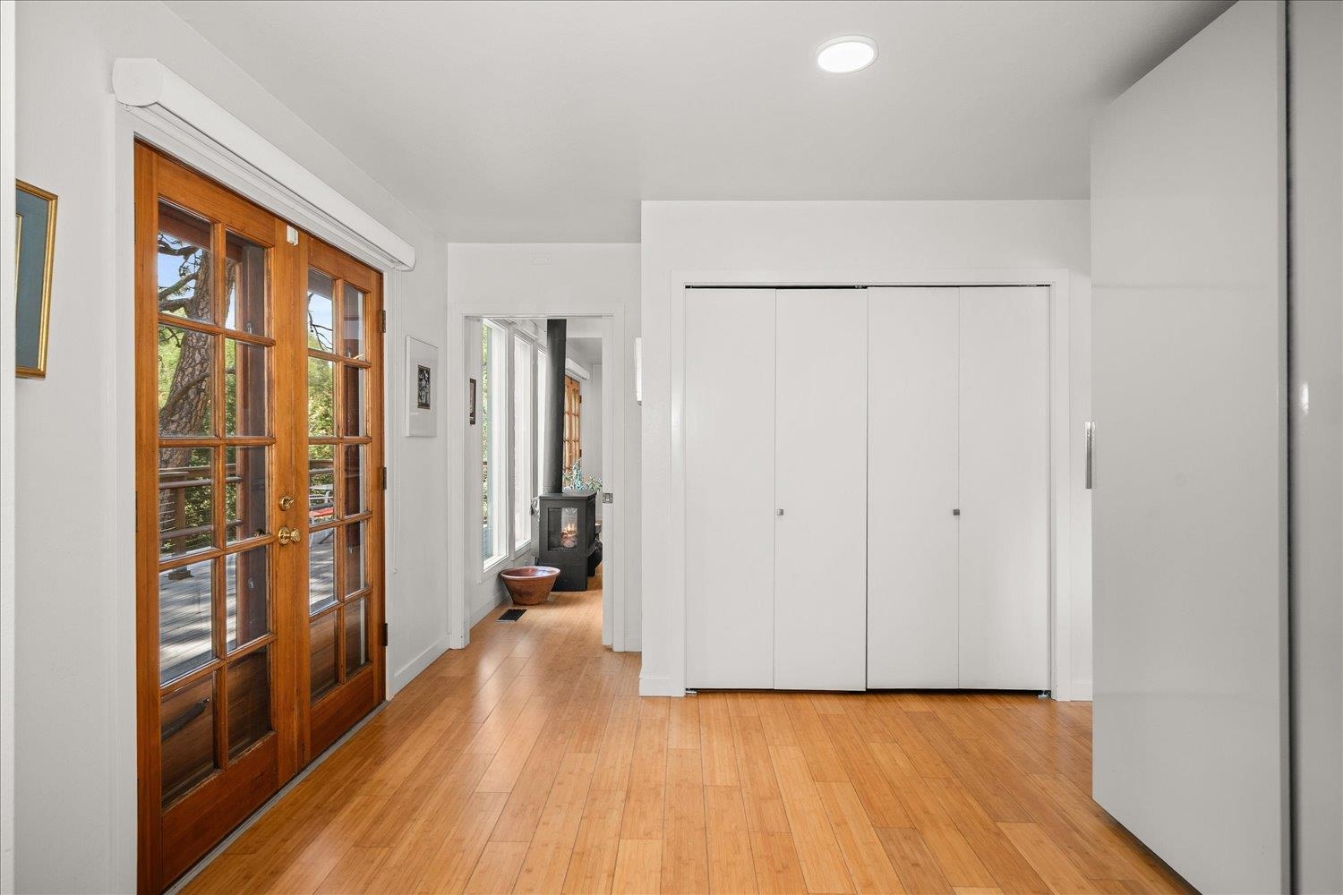 2124 W 15TH Ave