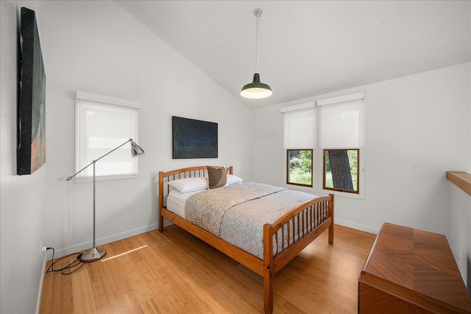 2124 W 15TH Ave