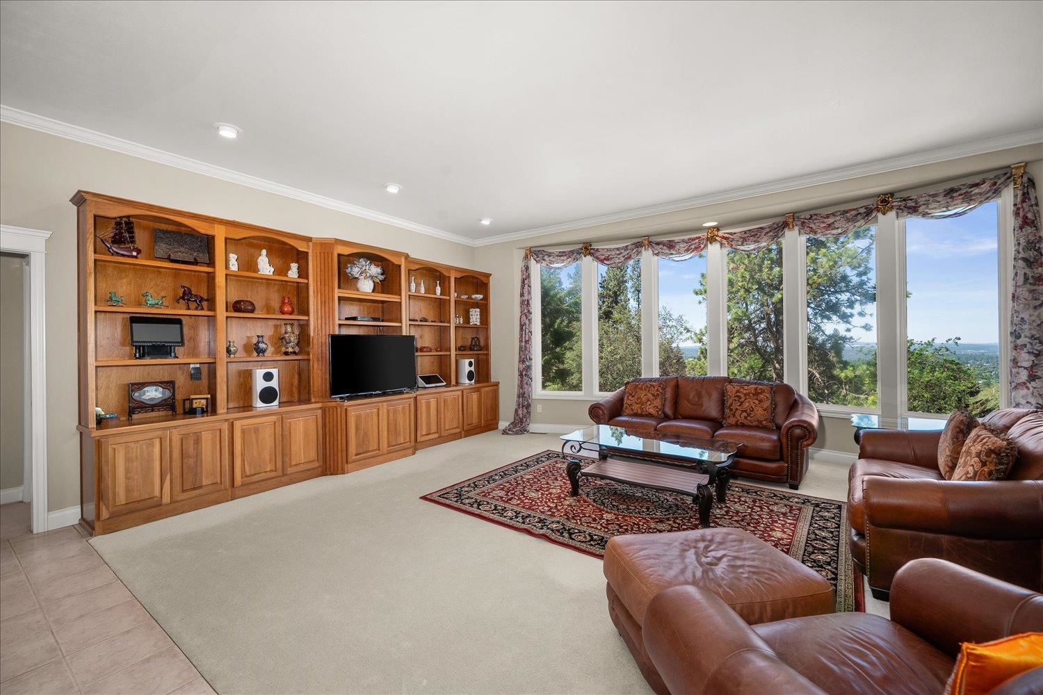 5714 S Glendora Dr