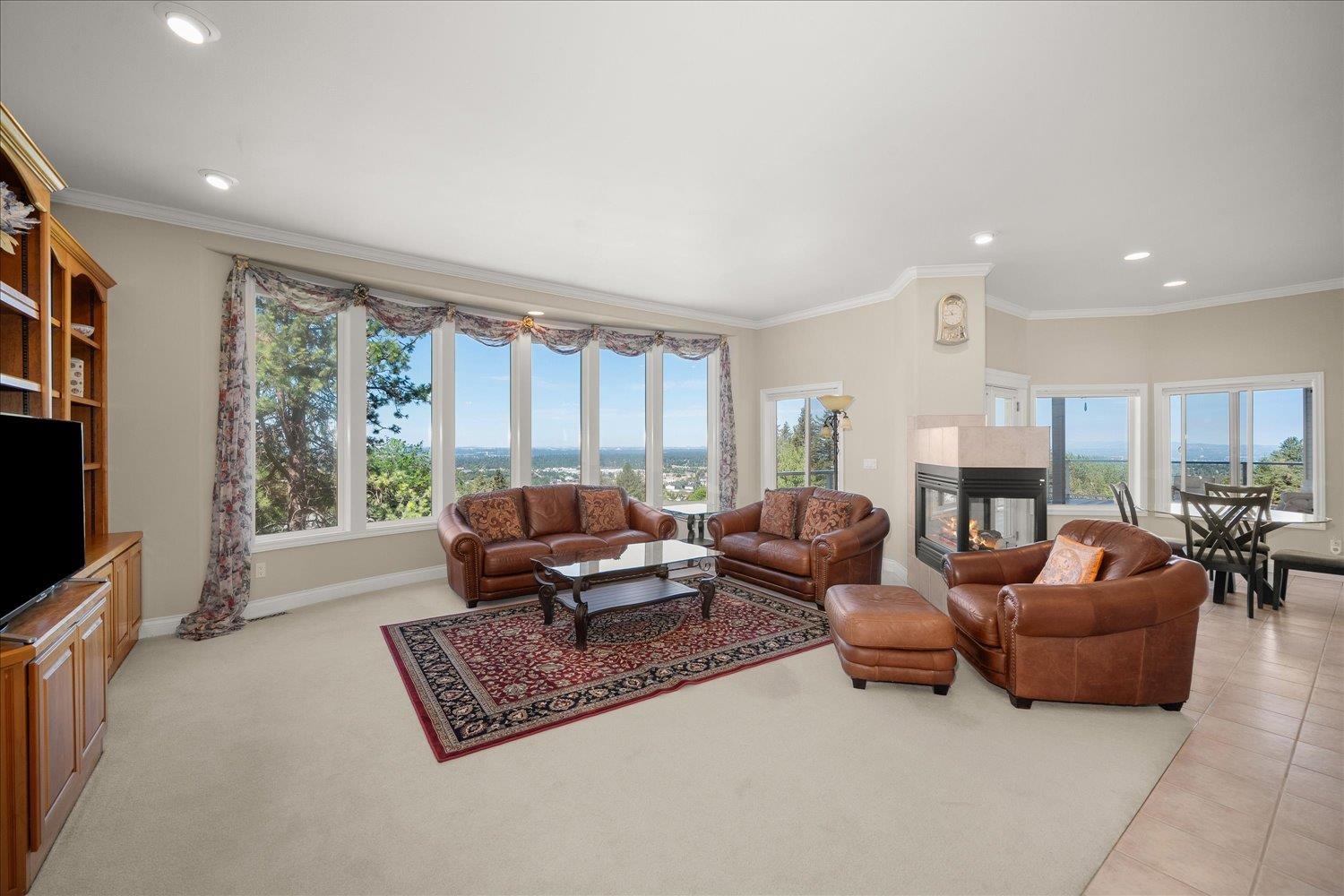 5714 S Glendora Dr