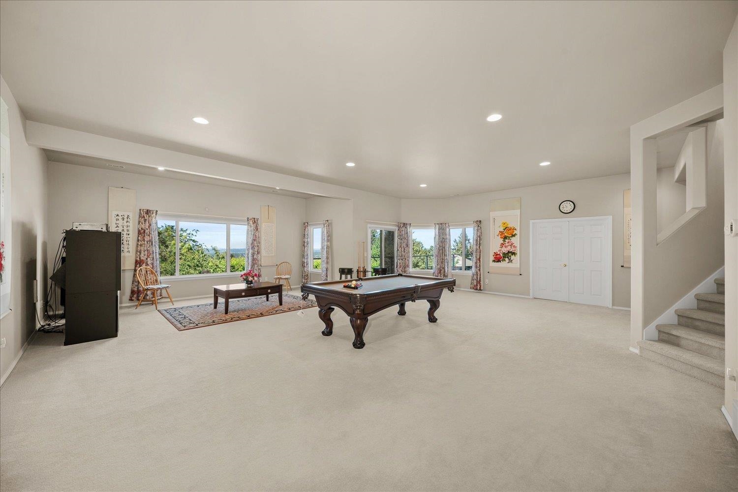 5714 S Glendora Dr