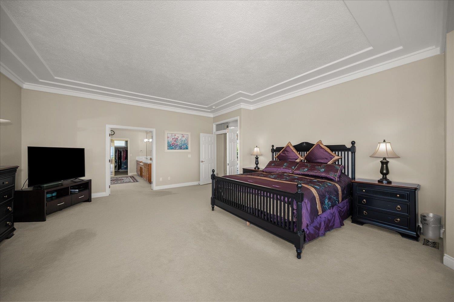5714 S Glendora Dr