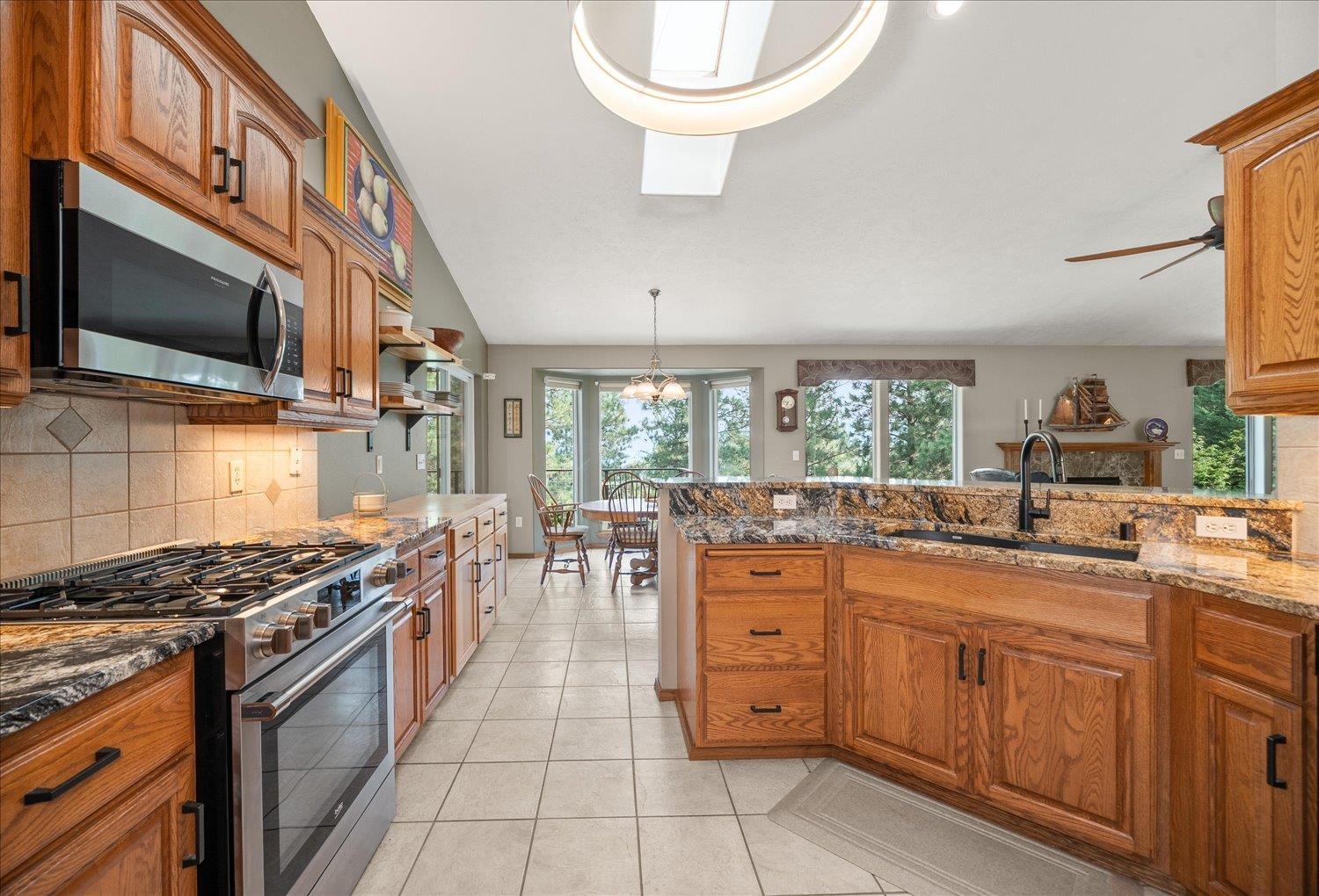 310 W AUBURN CREST Ct