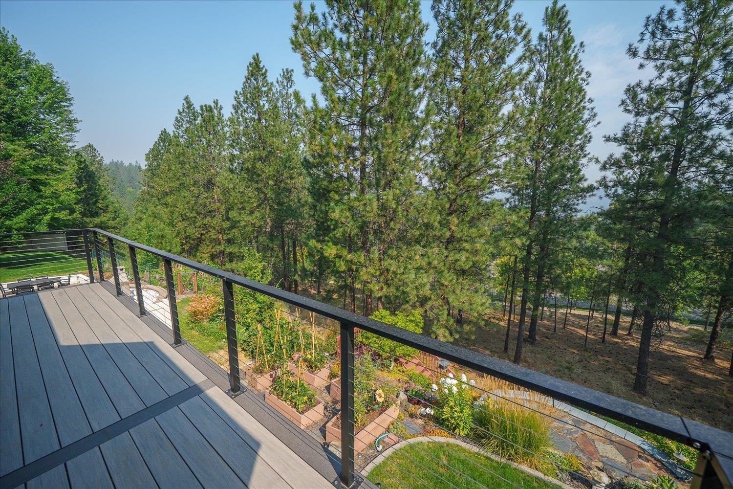 310 W AUBURN CREST Ct