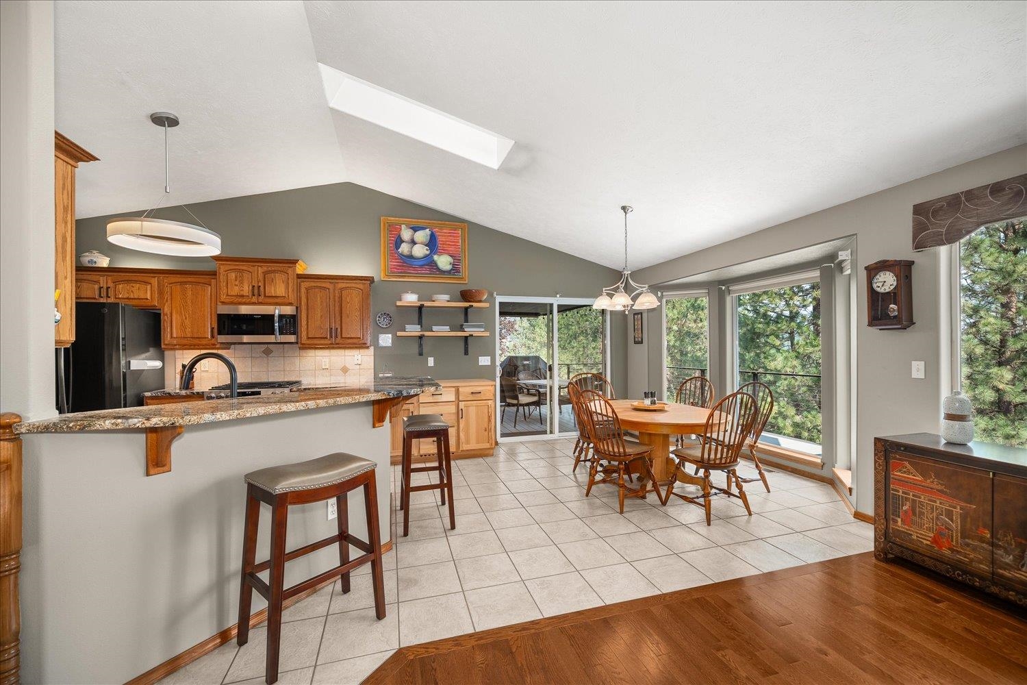 310 W AUBURN CREST Ct