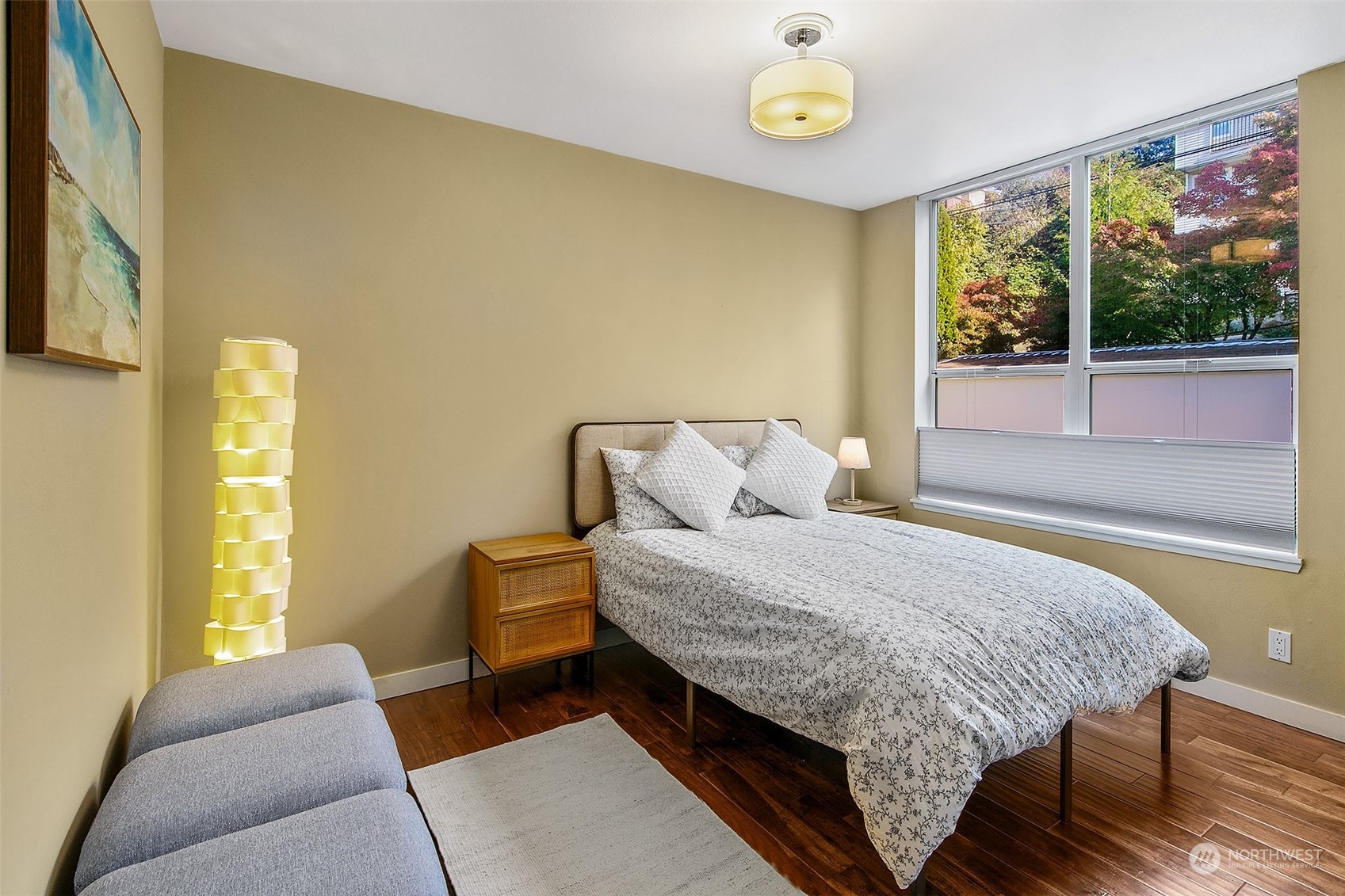 5000 Fauntleroy Way SW Unit: 304