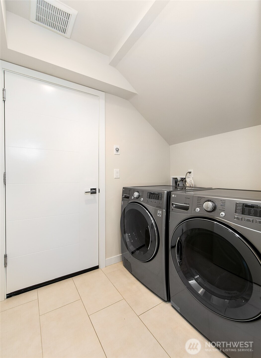 1405 N 47th Street Unit: B