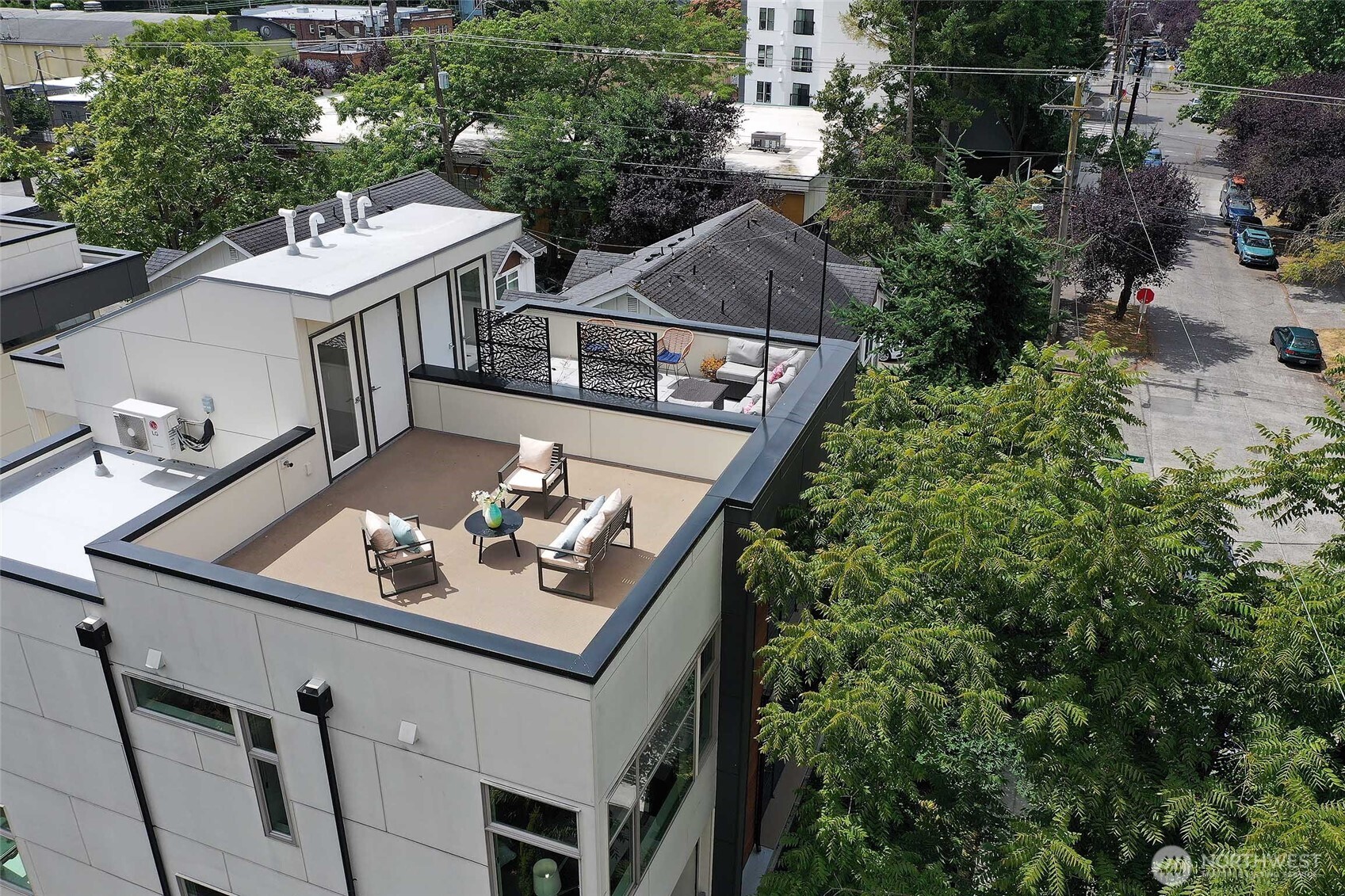 1405 N 47th Street Unit: B