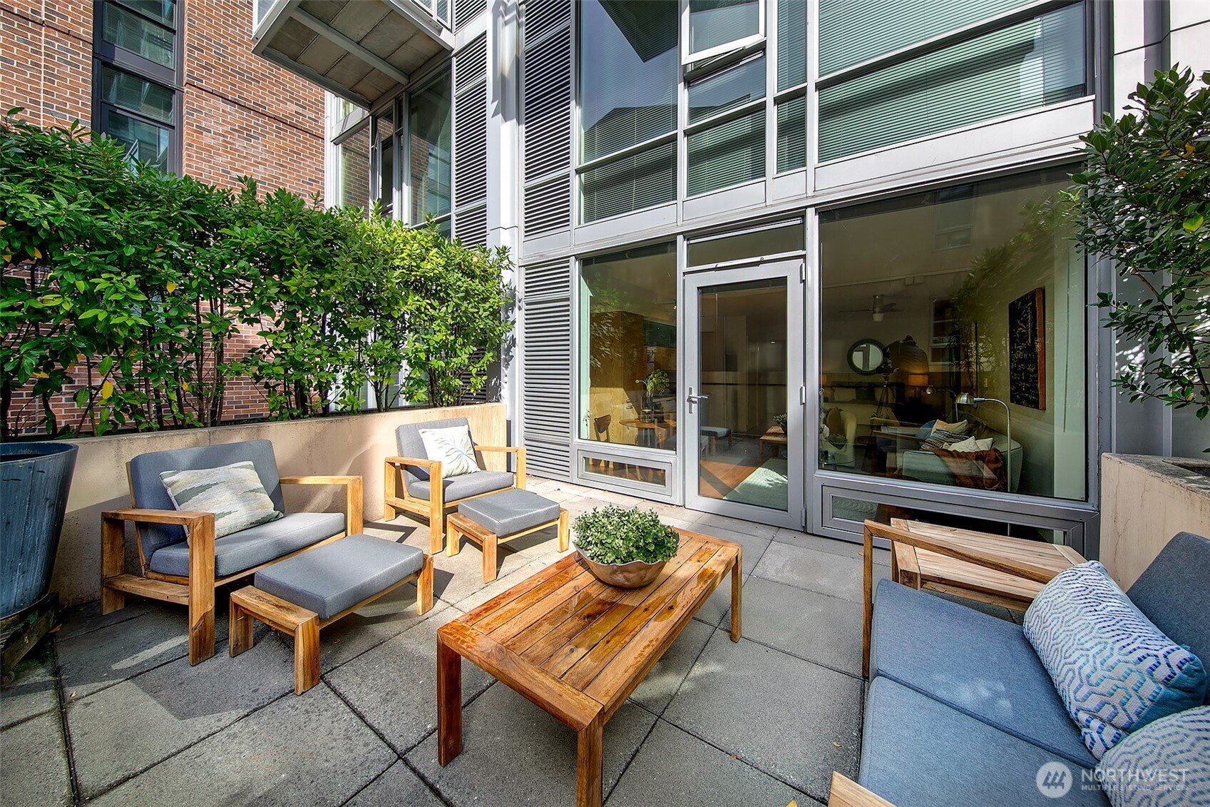2911 2nd Avenue Unit: 313