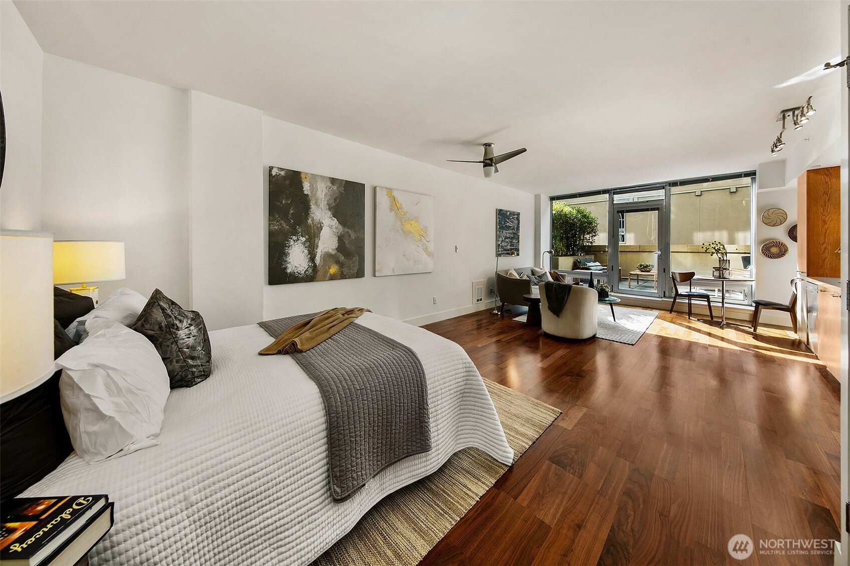 2911 2nd Avenue Unit: 313