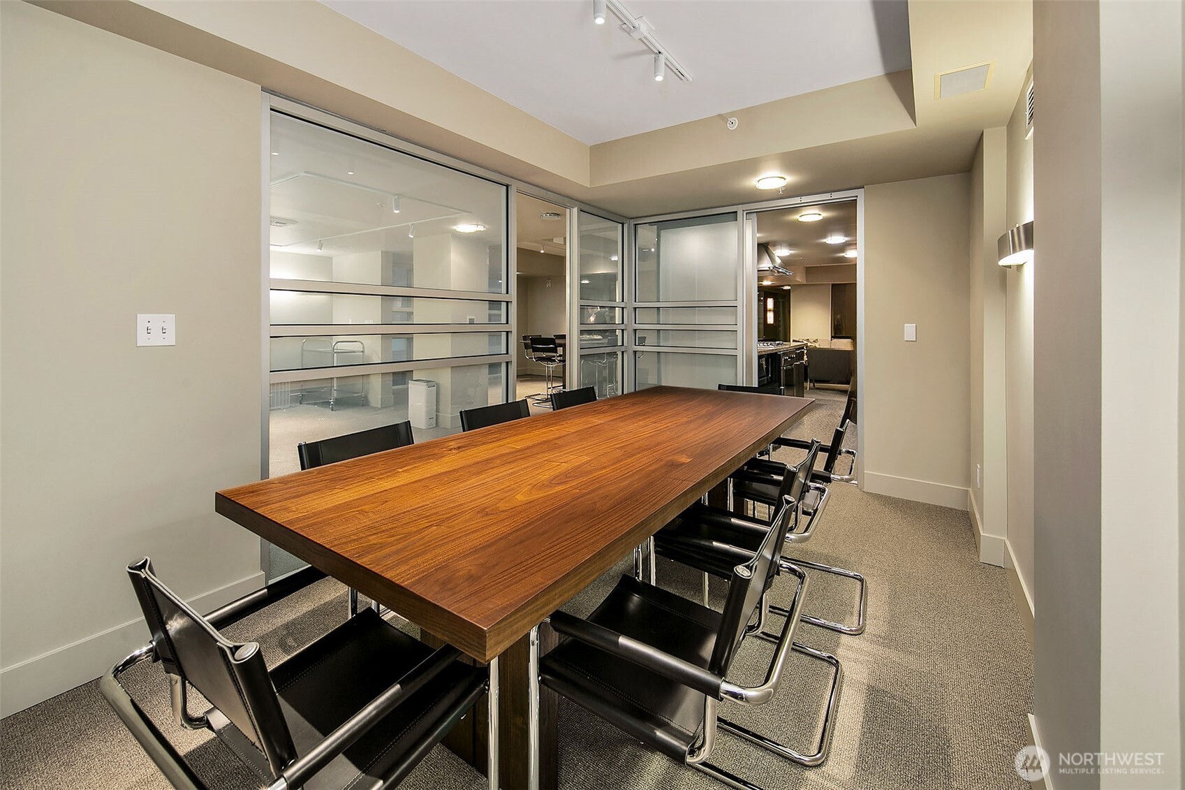 2911 2nd Avenue Unit: 313