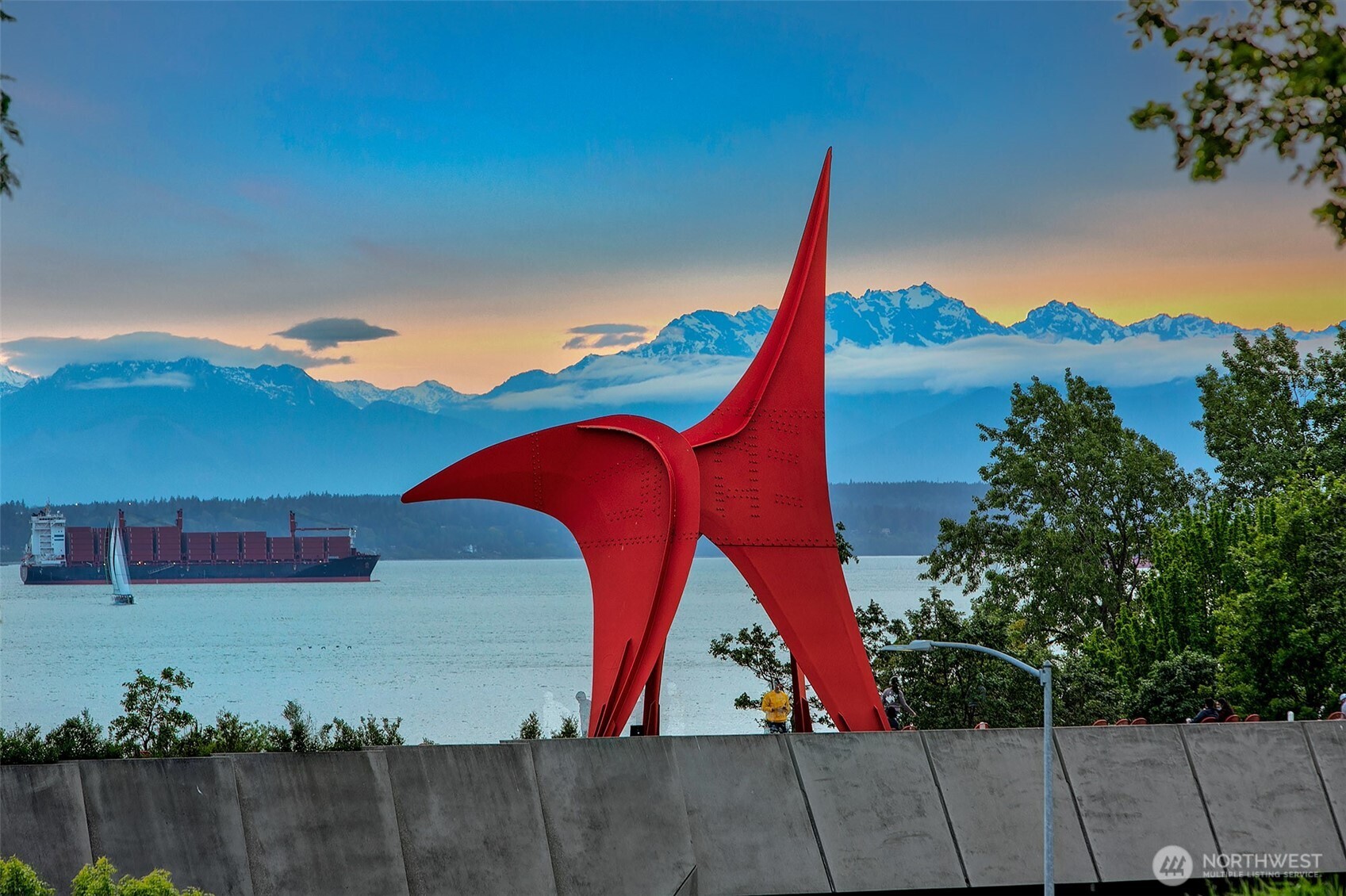 2716 Elliott Avenue Unit: 406