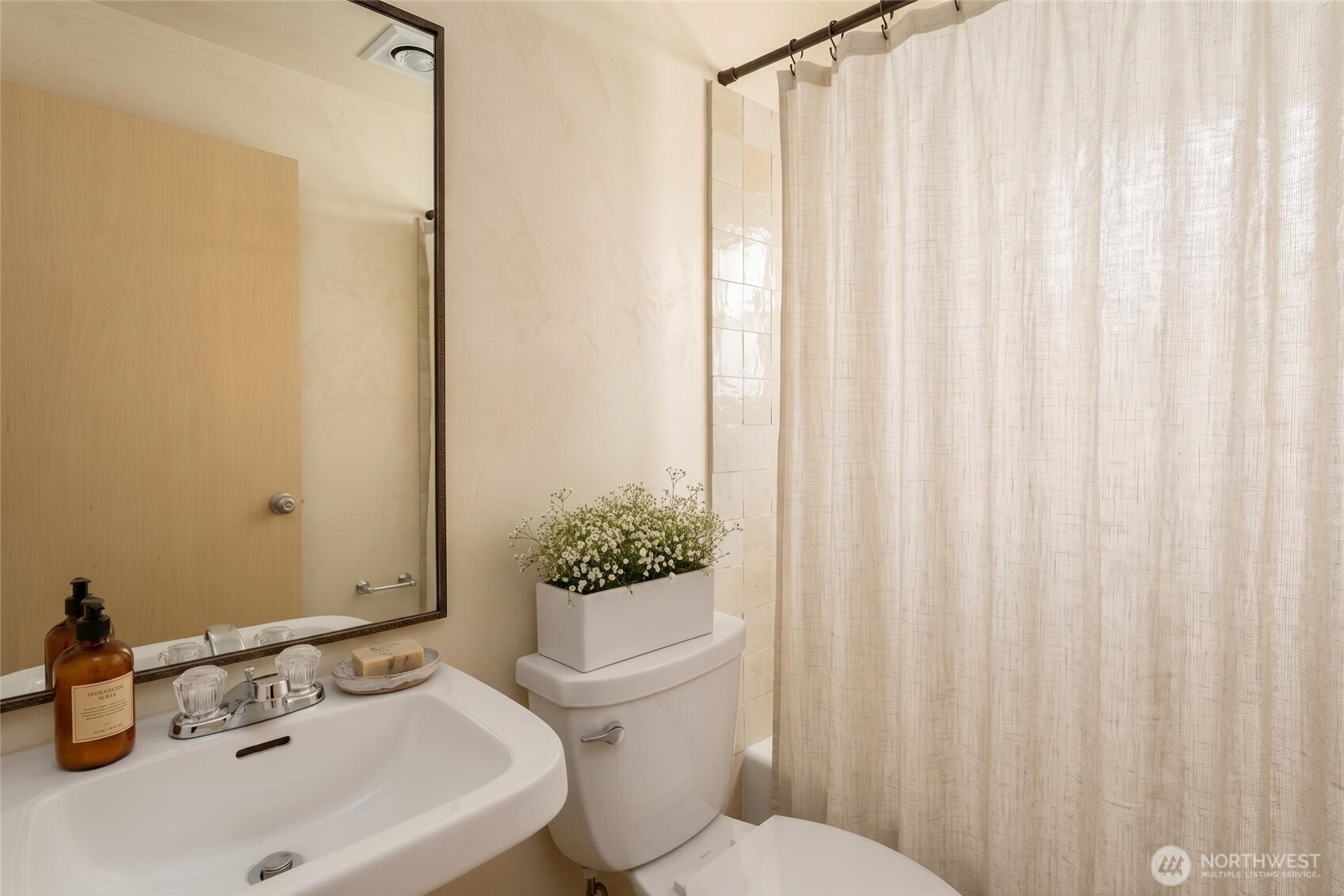 2414 SW Holden Street Unit: B