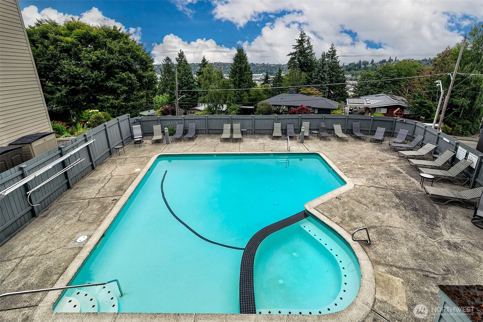 3601 24th Avenue W Unit: 305