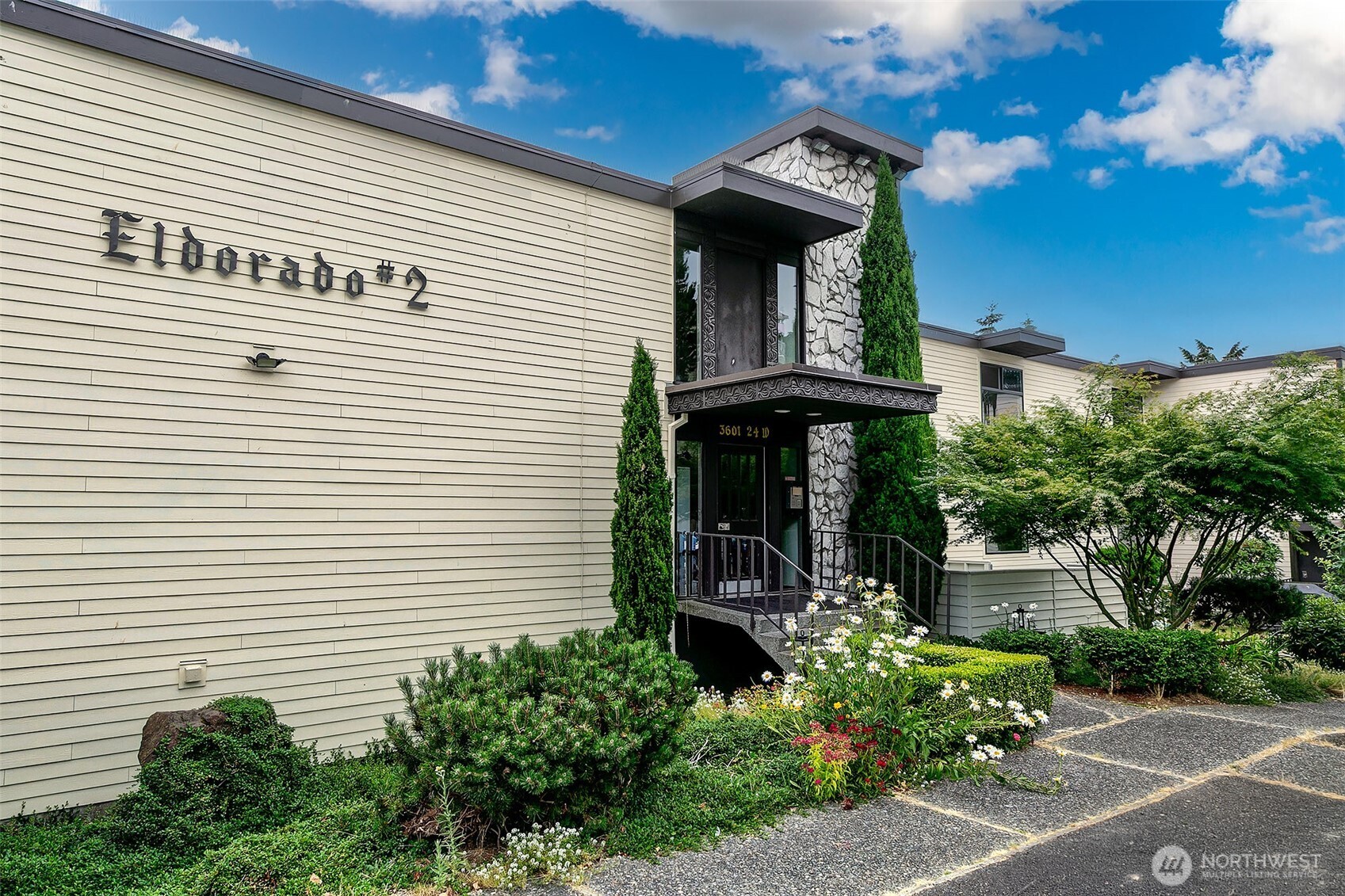 3601 24th Avenue W Unit: 305