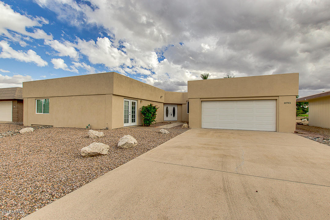 10745 W WELK Drive