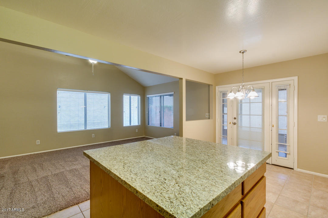 1535 N HORNE -- # 5