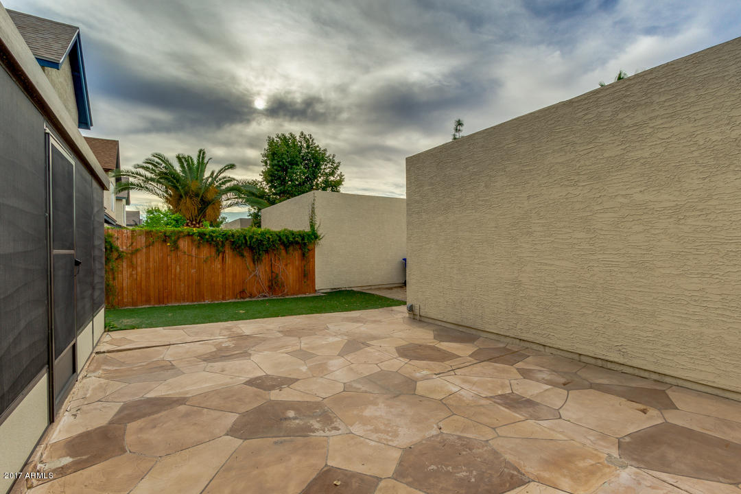 1535 N HORNE -- # 5