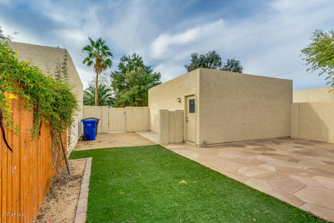 1535 N HORNE -- # 5