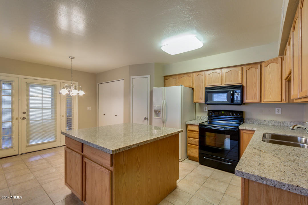 1535 N HORNE -- # 5