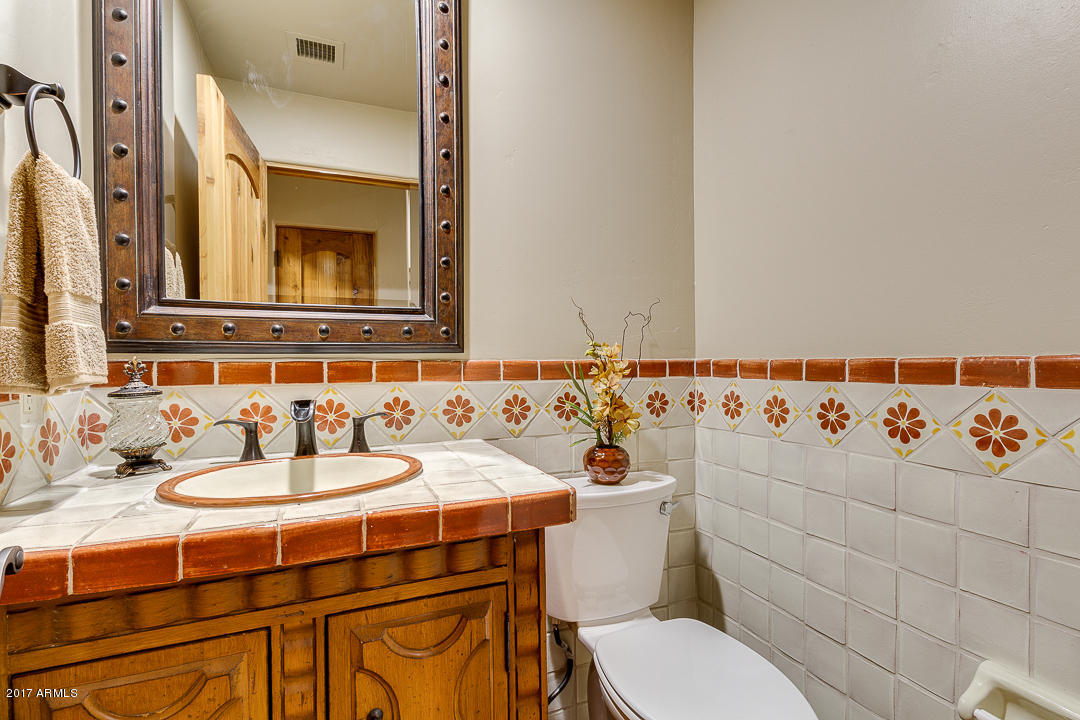 8540 E MCDOWELL Road # 19