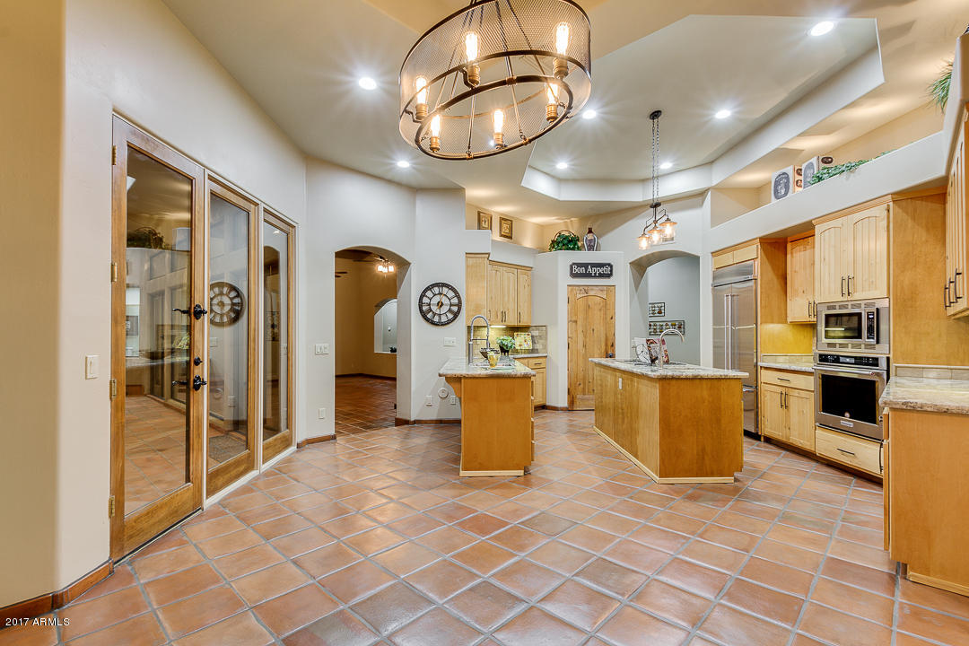 8540 E MCDOWELL Road # 19