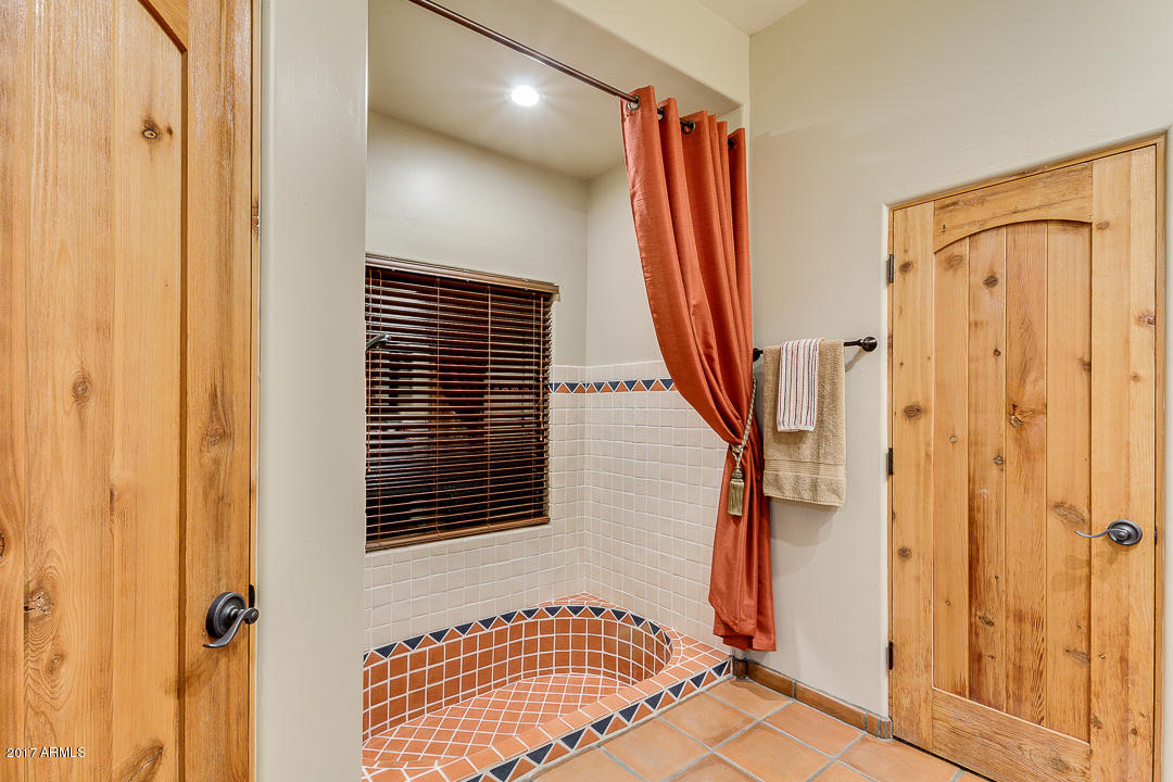 8540 E MCDOWELL Road # 19