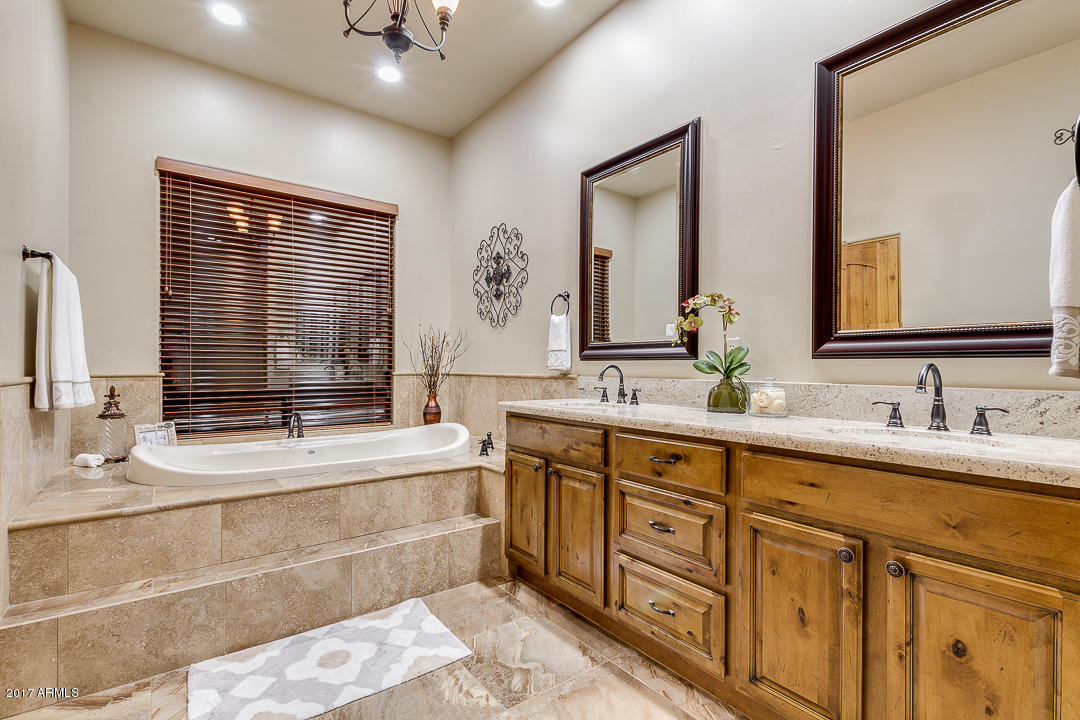 8540 E MCDOWELL Road # 19