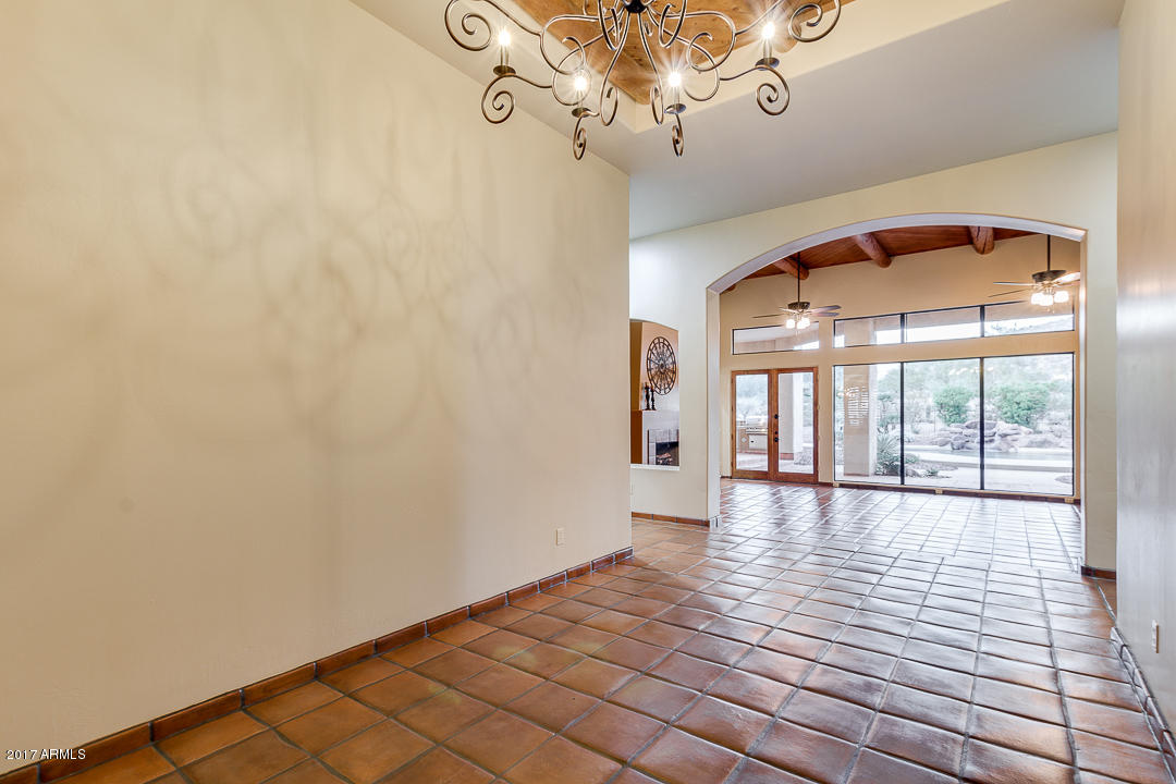 8540 E MCDOWELL Road # 19