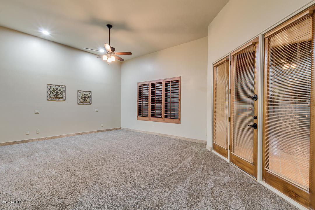 8540 E MCDOWELL Road # 19